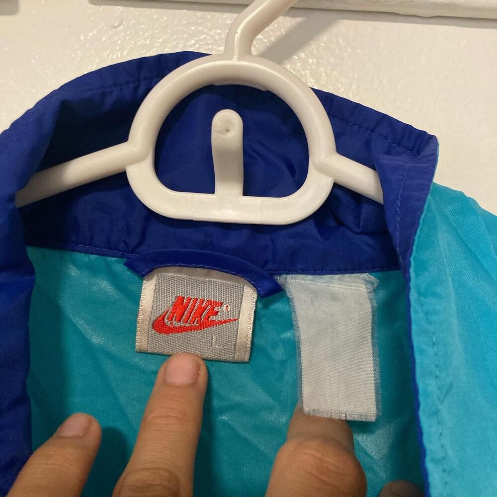 Nike Men's multi Jacket - Picture 2 of 3